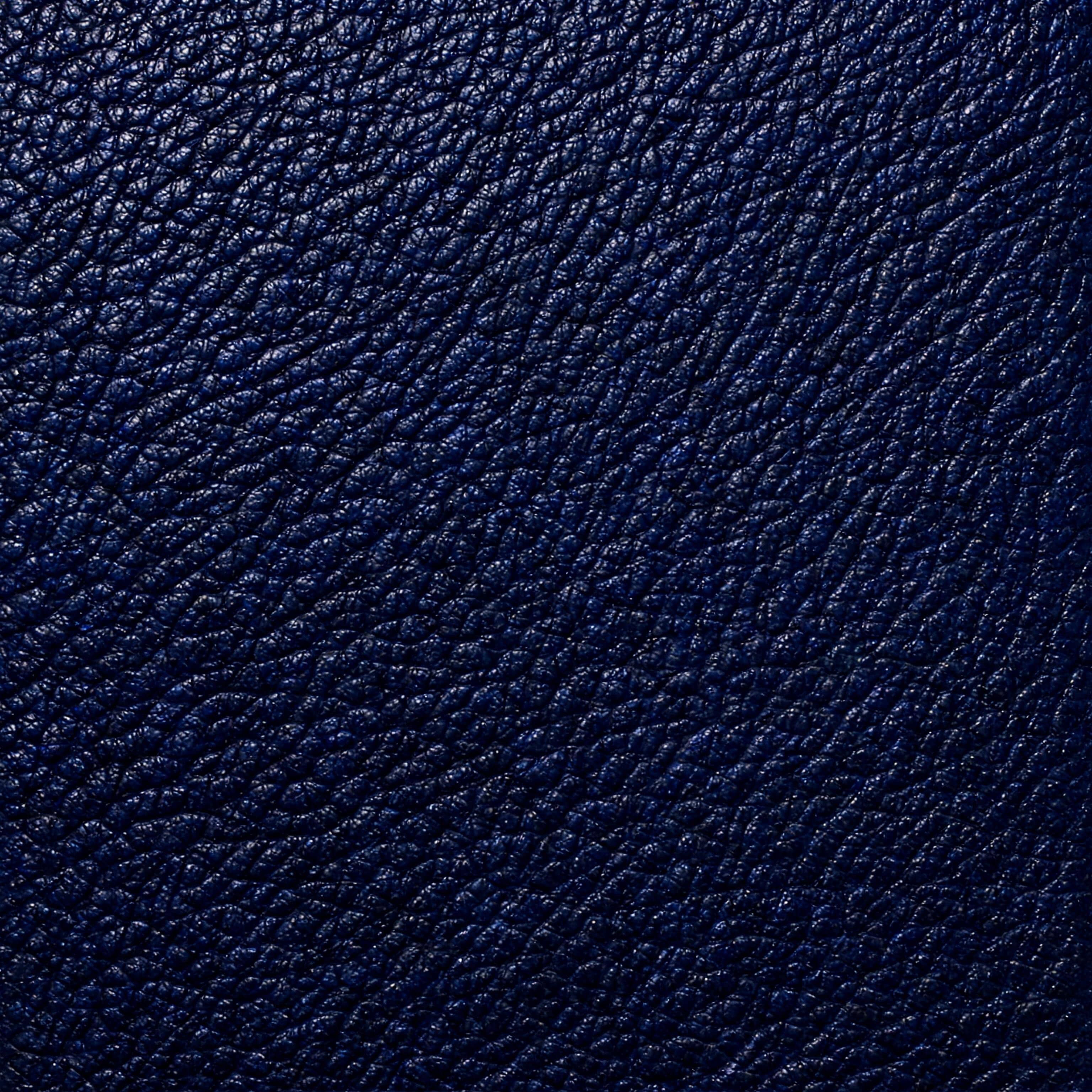 Pebble Grain Texture Personalised Case